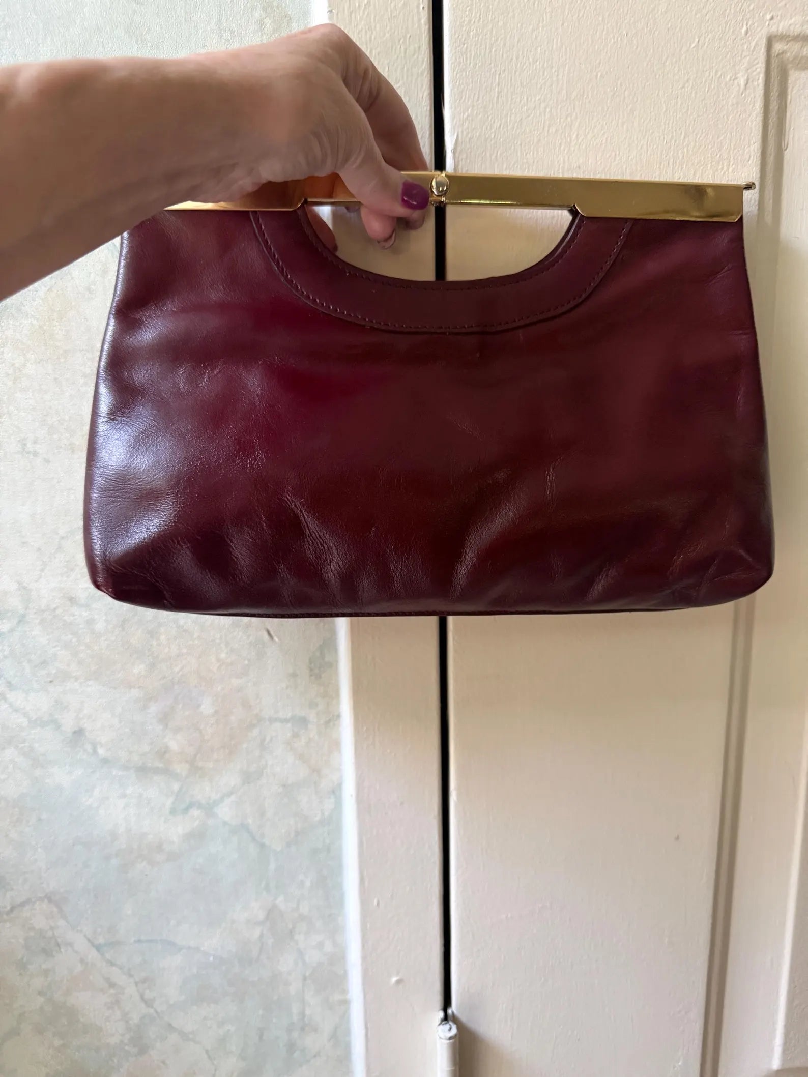Vintage Burgundy Leather Gold Frame Kiss Lock Clutch Bag