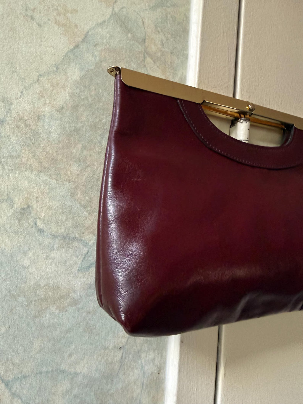 Vintage Burgundy Leather Gold Frame Kiss Lock Clutch Bag